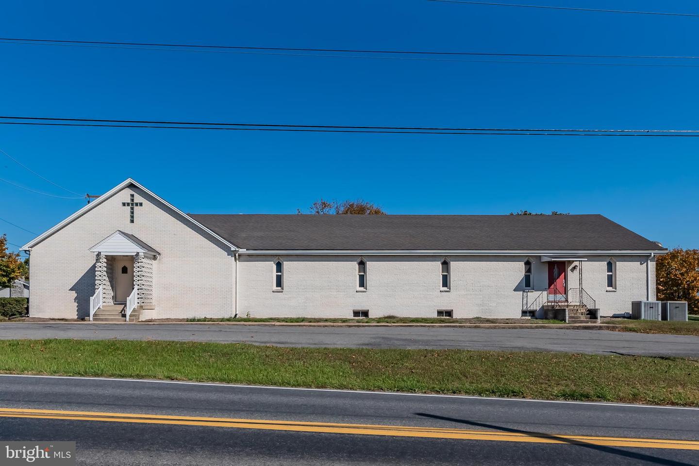 2249 Roxbury Road Property Photo 1