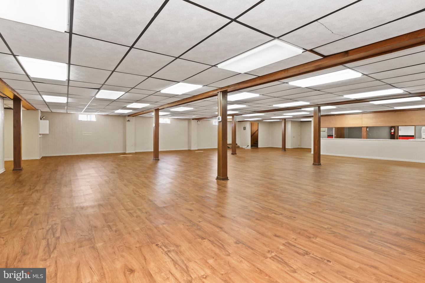 2249 Roxbury Road Property Photo 9