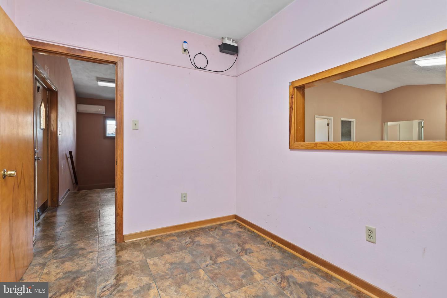2249 Roxbury Road Property Photo 16