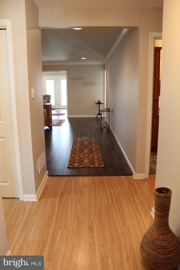 197 Parkwood Drive #320 Property Photo 2