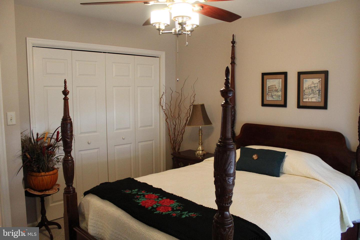 197 Parkwood Drive #320 Property Photo 4