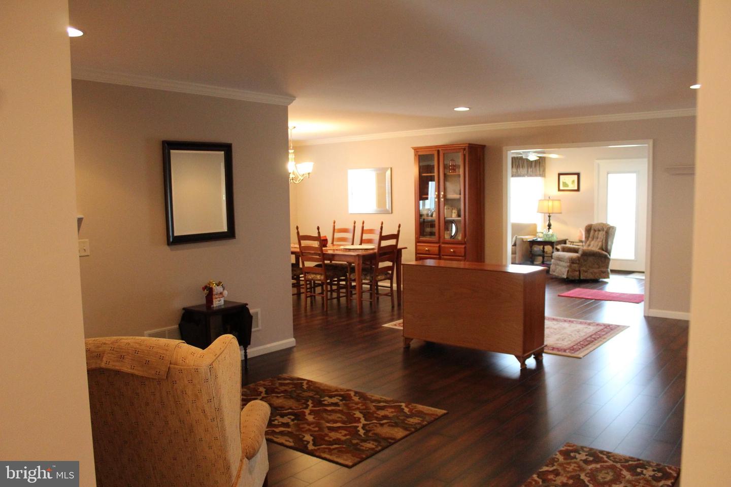 197 Parkwood Drive #320 Property Photo 7