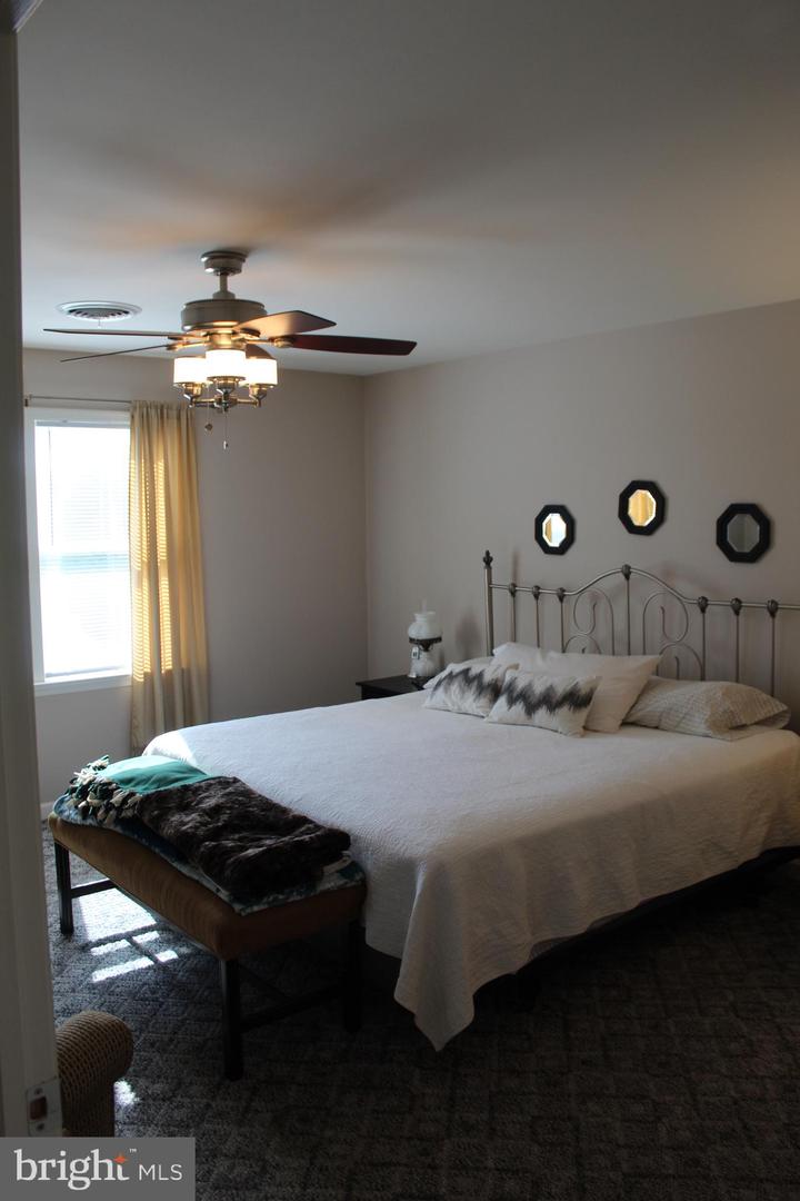 197 Parkwood Drive #320 Property Photo 11