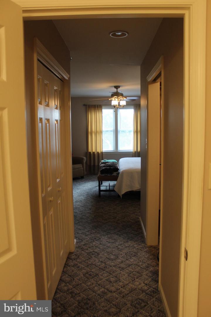 197 Parkwood Drive #320 Property Photo 16