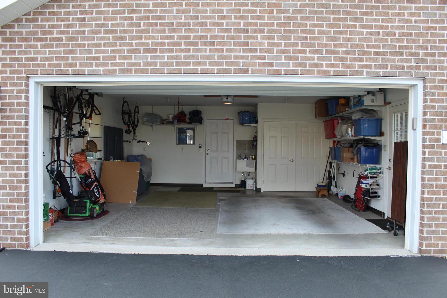 197 Parkwood Drive #320 Property Photo 30