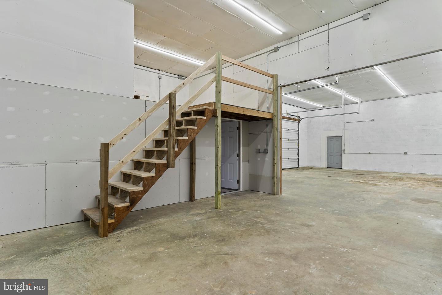 717 Dickeys Drive Property Photo 15