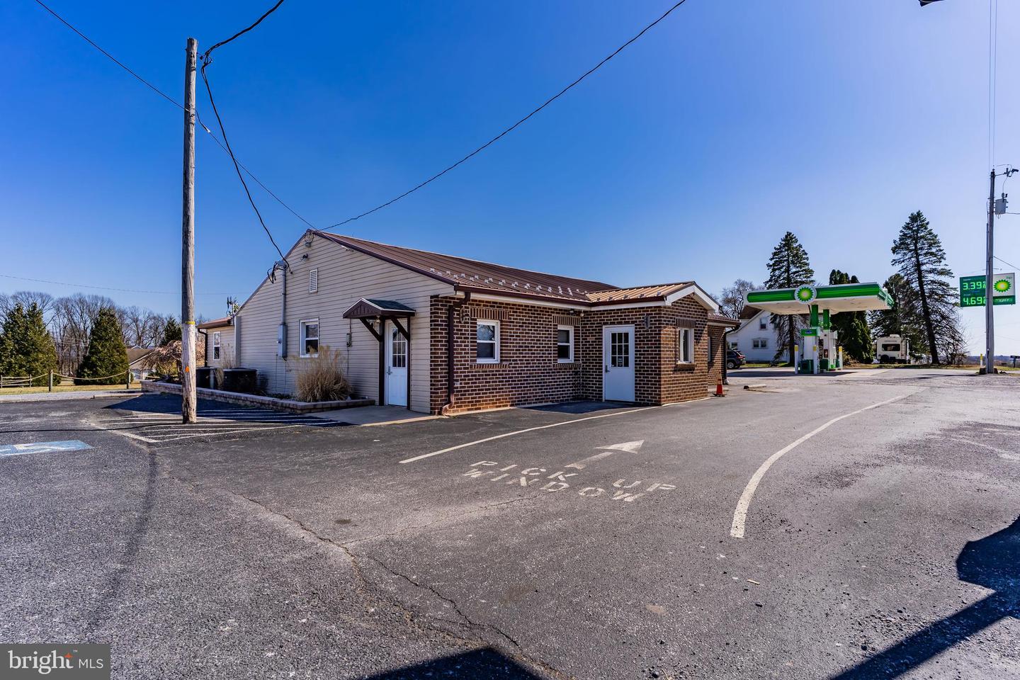 11472 Cumberland Highway Property Photo 1
