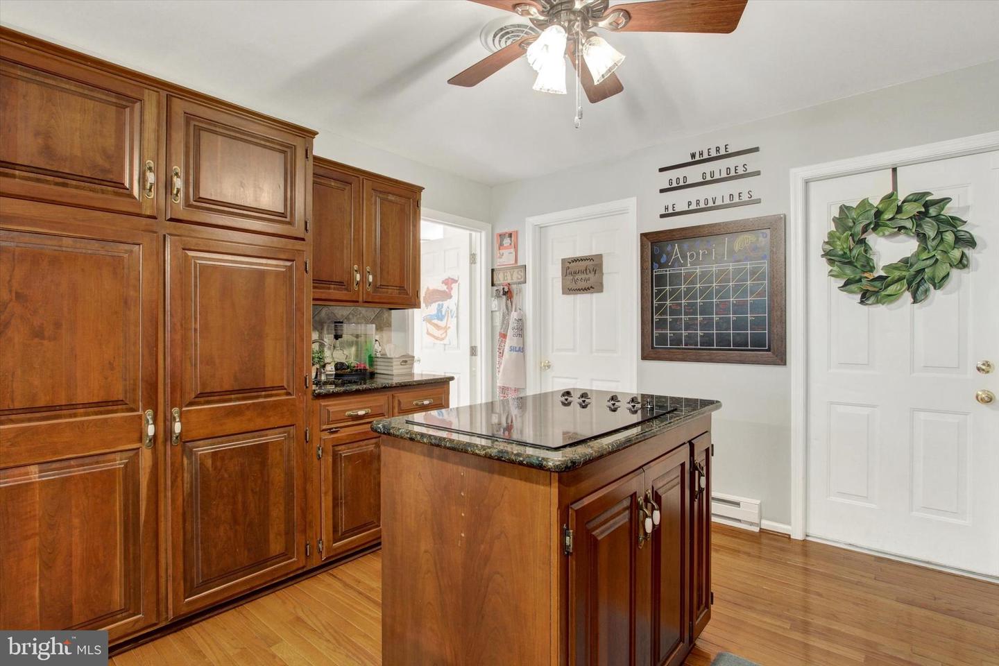 6015 Fairway Dr W Property Photo 14