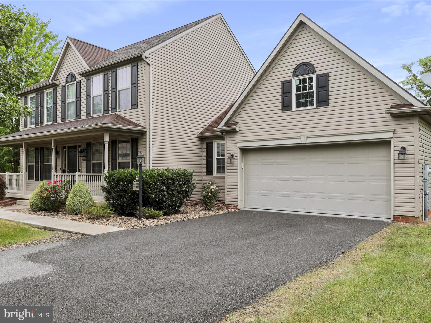 10958 Doeshire Ter Property Photo 3