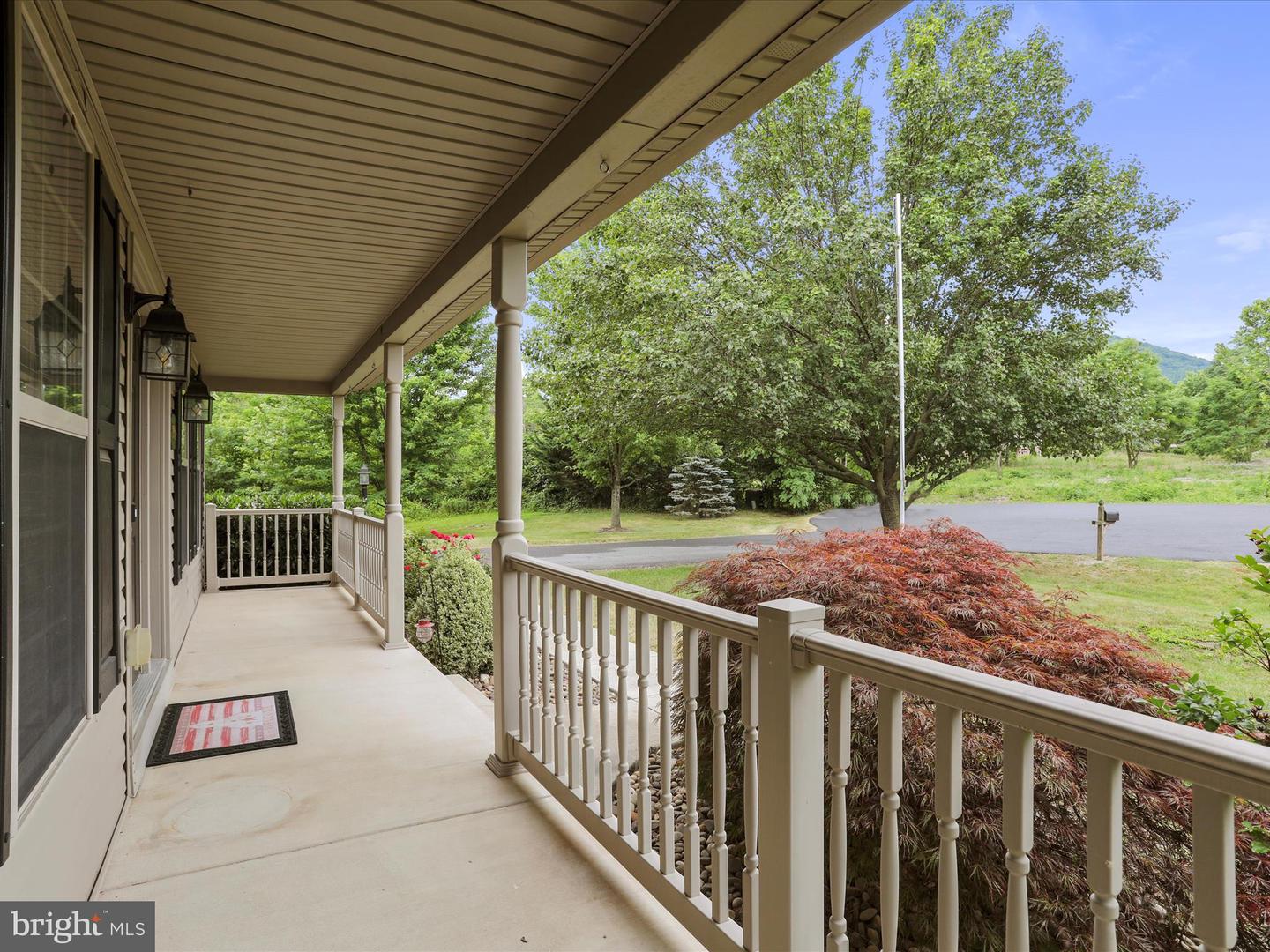 10958 Doeshire Ter Property Photo 5