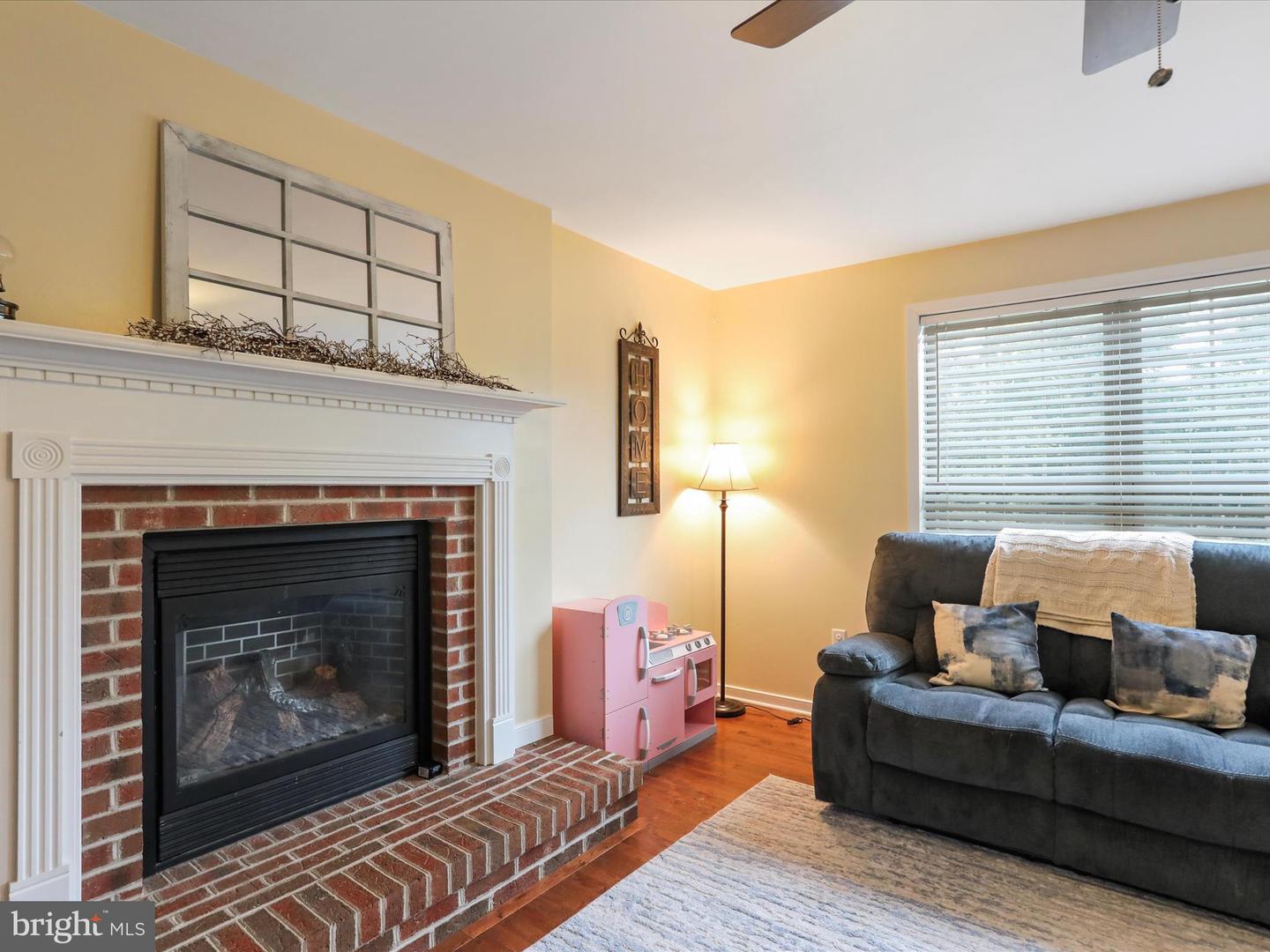 10958 Doeshire Ter Property Photo 12