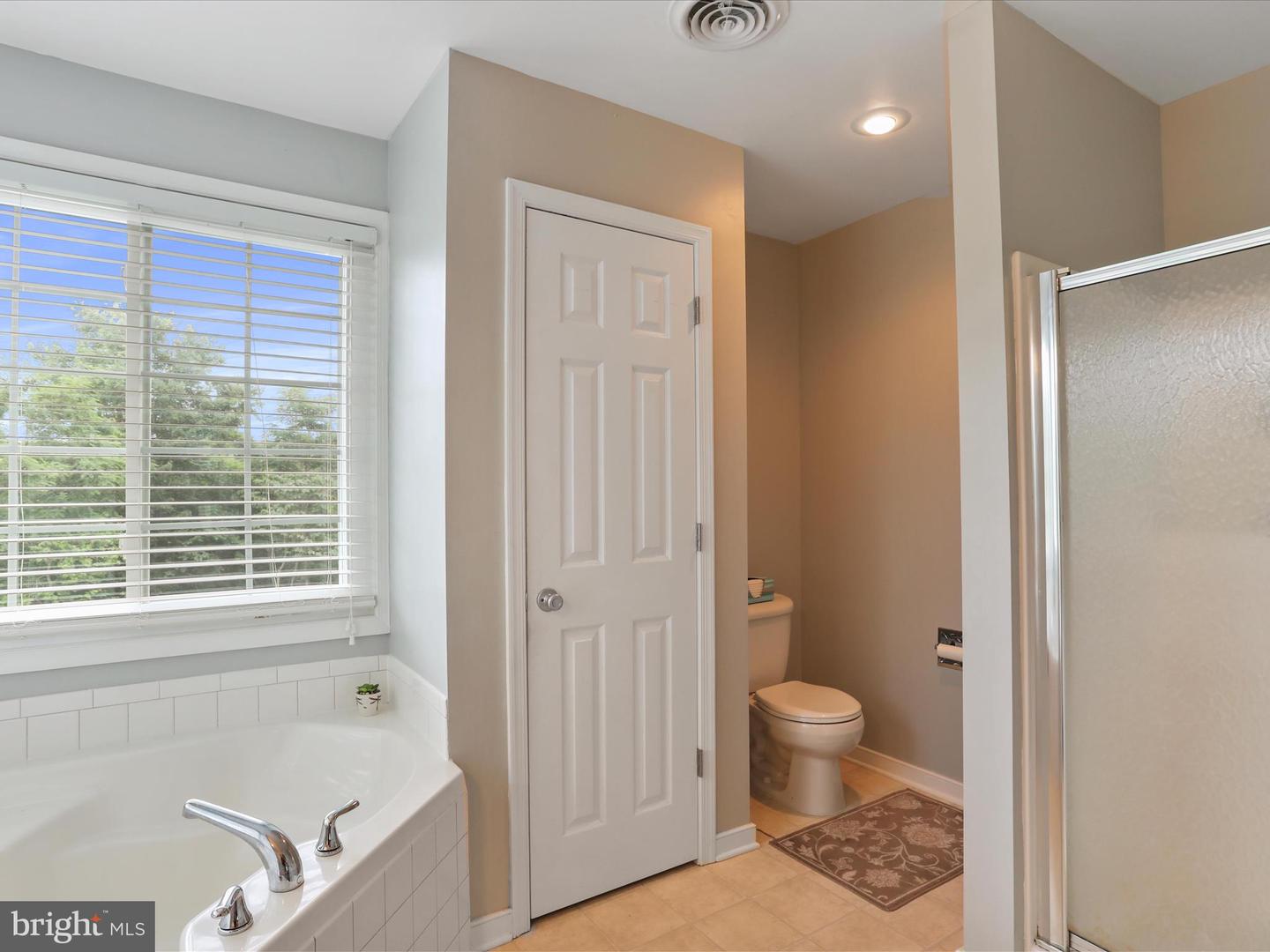 10958 Doeshire Ter Property Photo 41