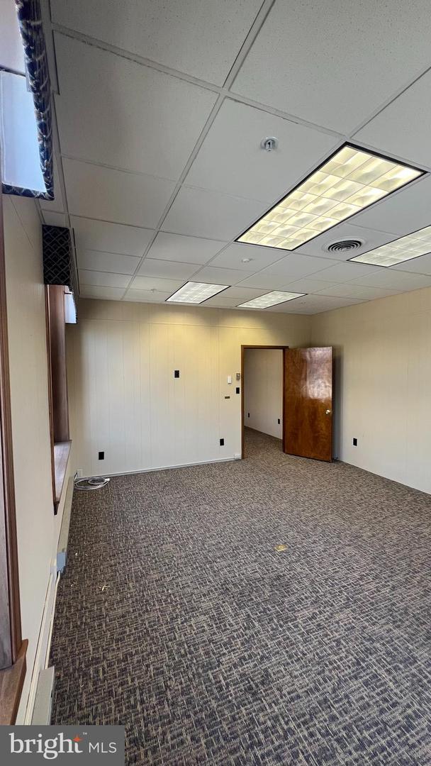 20 S S Main Street Property Photo 8