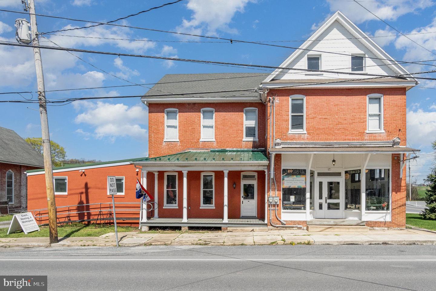 6 S Main Street Property Photo 1