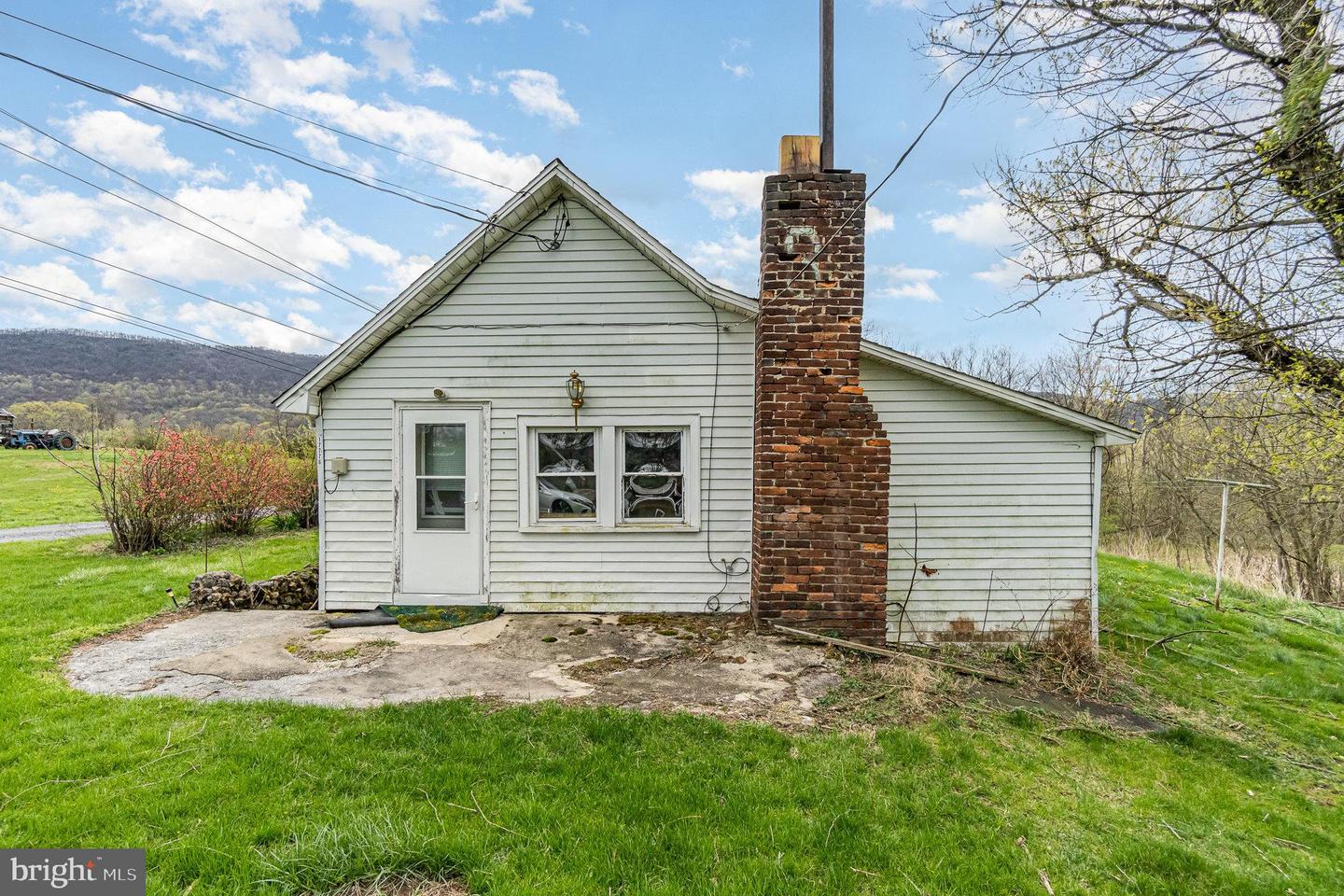 17776 Springtown Road Property Photo 1