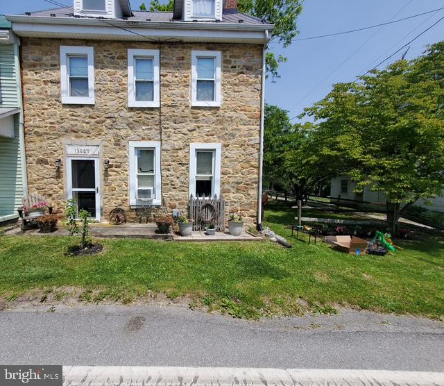 13009 Main Street Property Photo