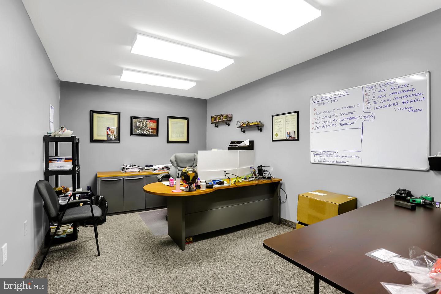 417 Phoenix Dr Offices Property Photo 12