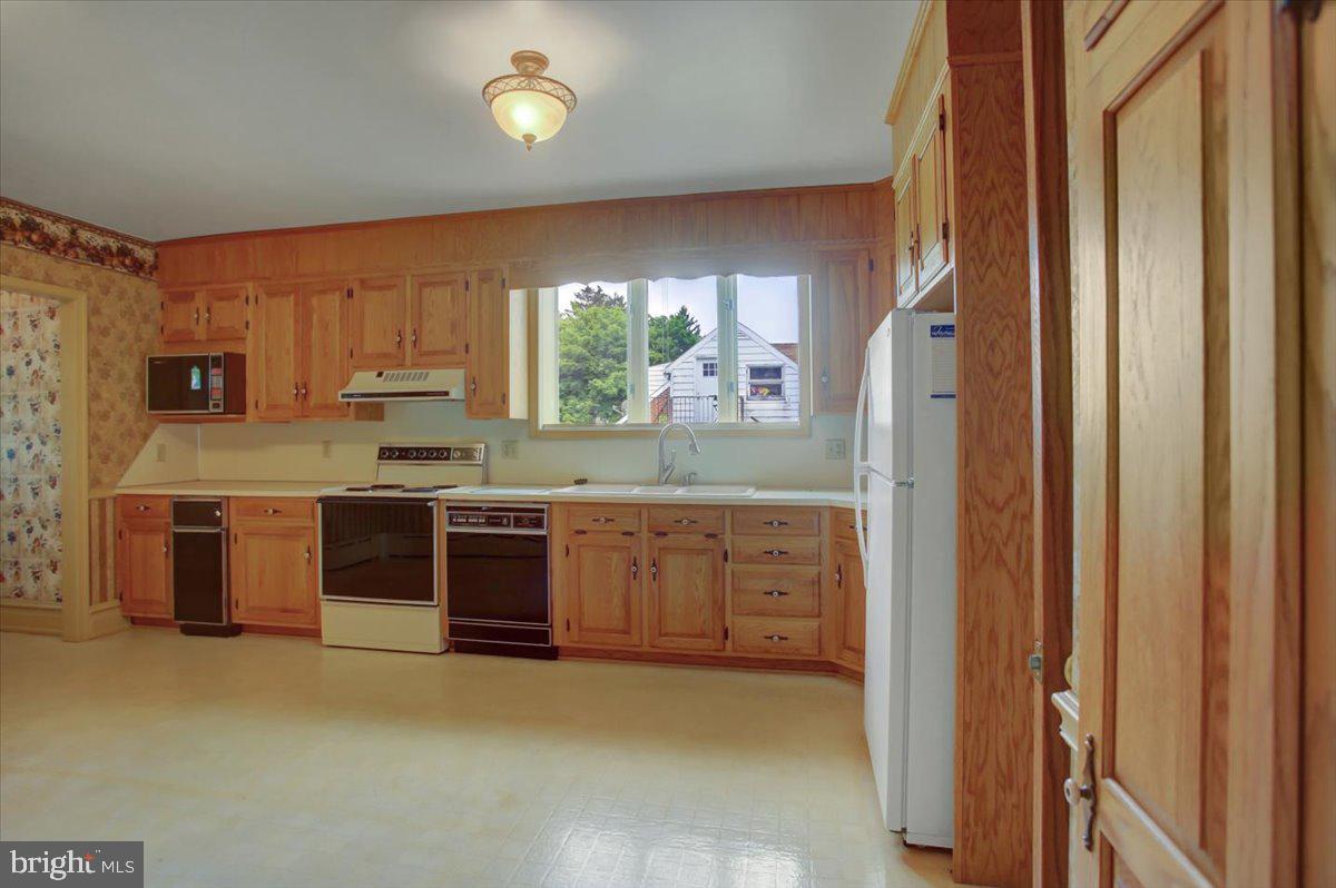 10796 E Buchanan Trail East E Property Photo 18
