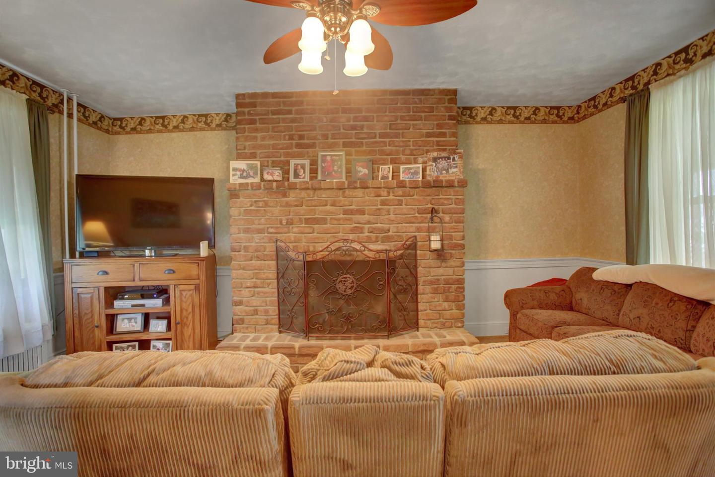 8029 Molly Pitcher Highway Property Photo 11
