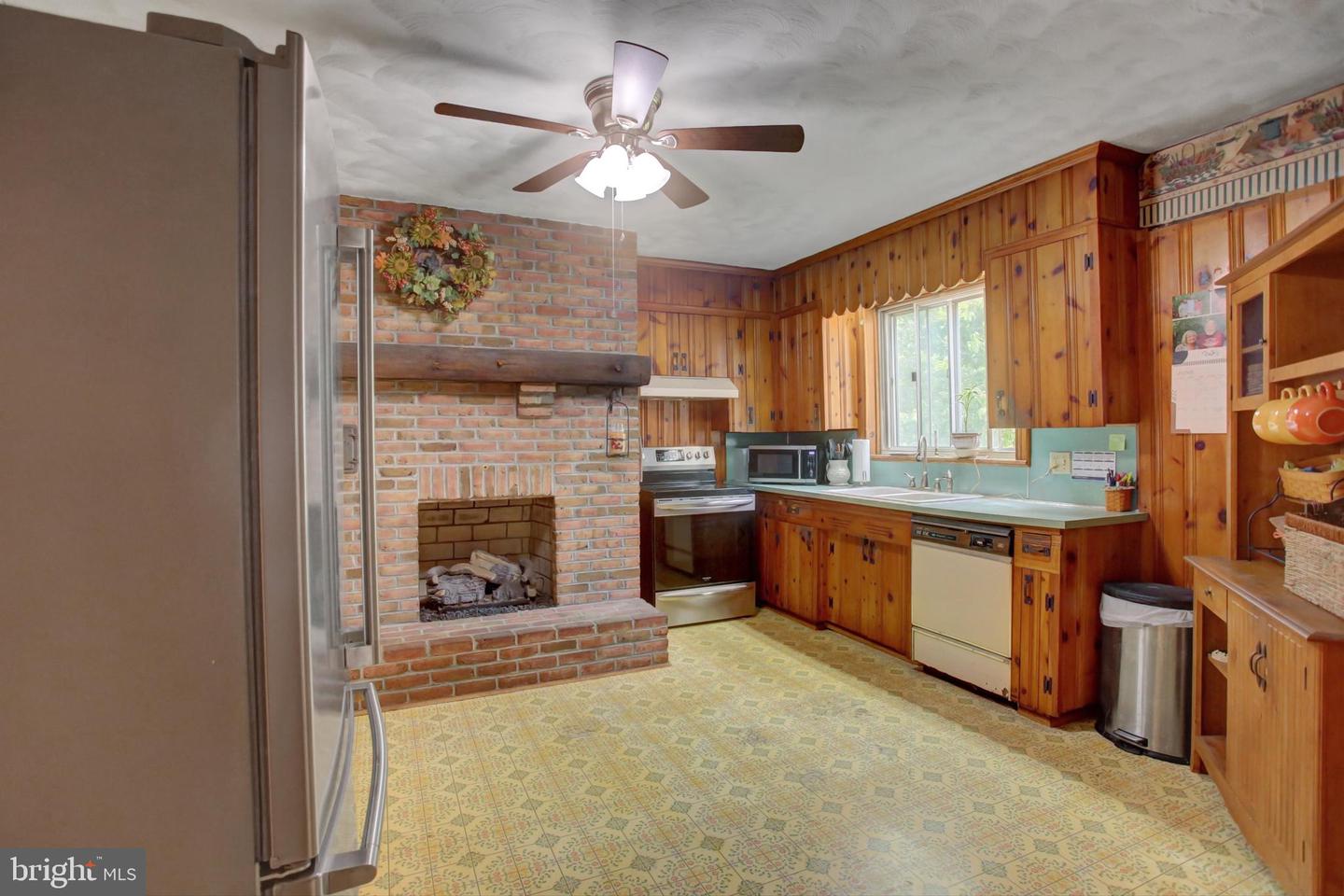 8029 Molly Pitcher Highway Property Photo 18