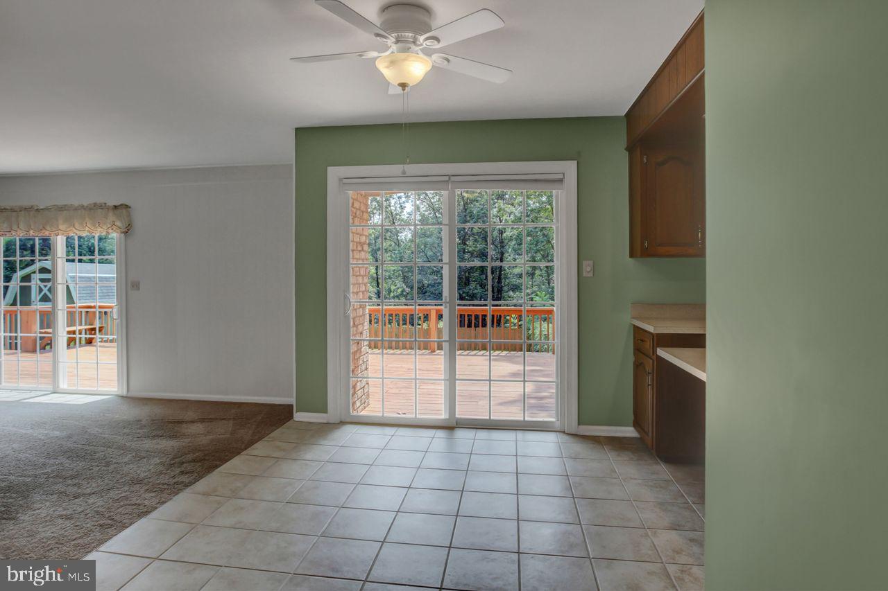 1734 Blakewood Dr Property Photo 10