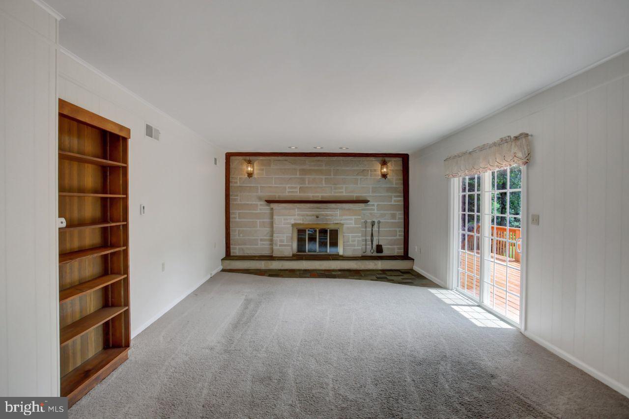 1734 Blakewood Dr Property Photo 16