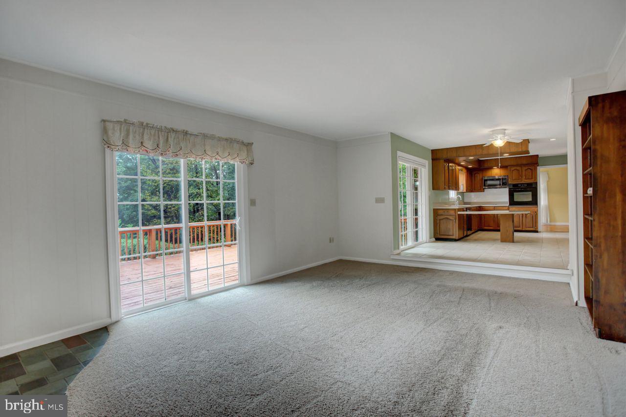1734 Blakewood Dr Property Photo 17