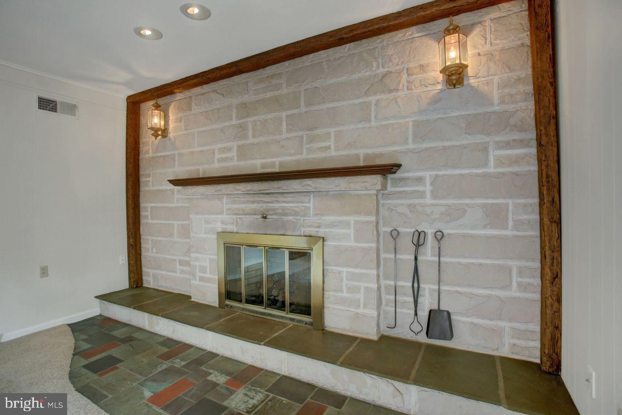 1734 Blakewood Dr Property Photo 18