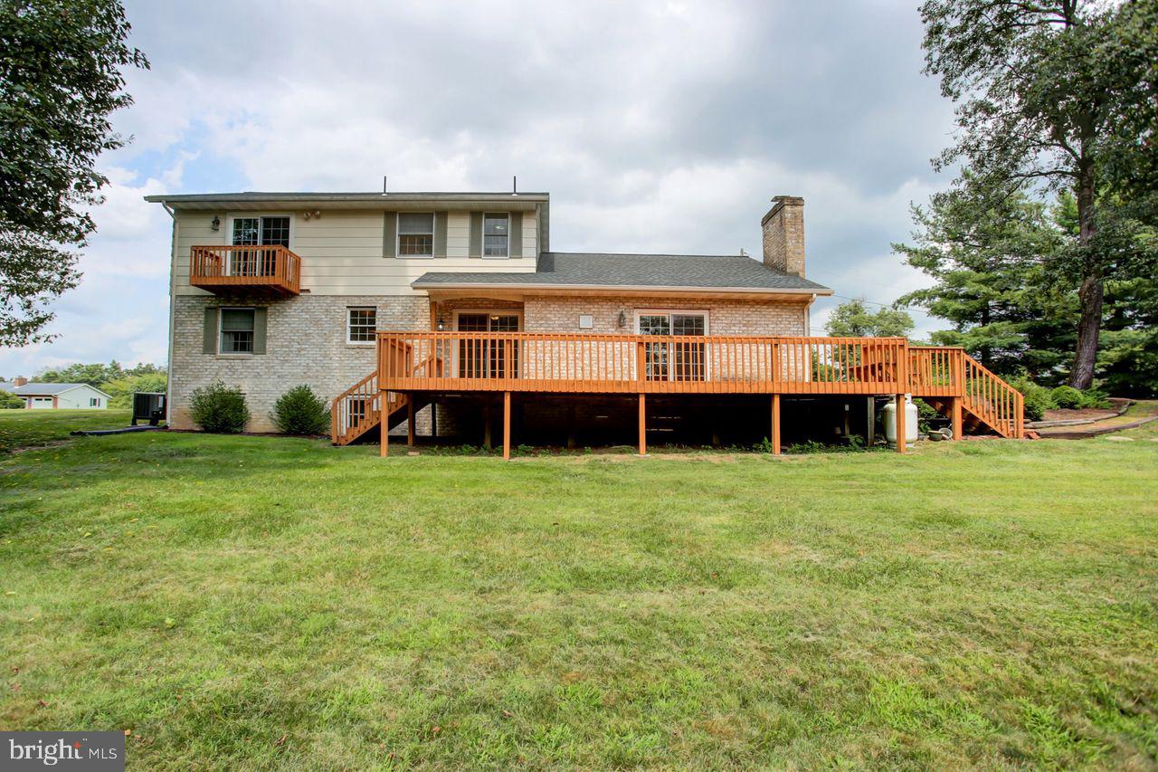 1734 Blakewood Dr Property Photo 49