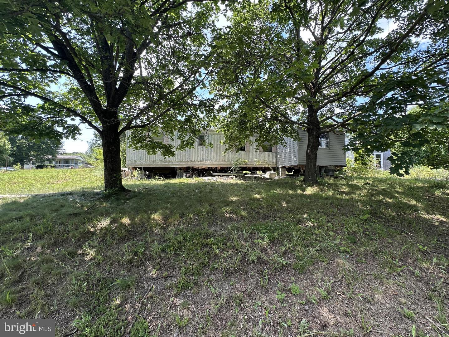 10891 Poplar Avenue Property Photo 1