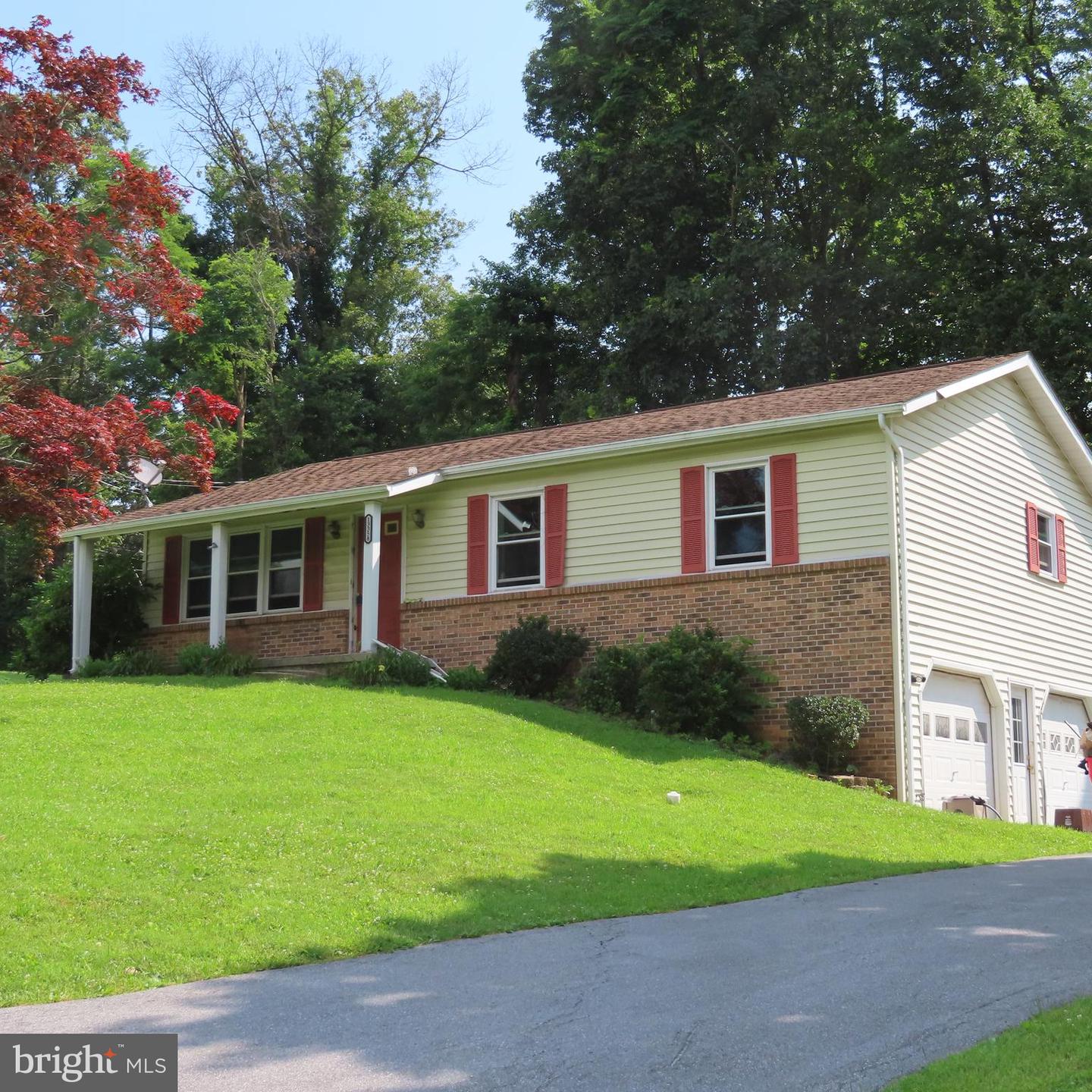 13358 South Avenue Property Photo 1