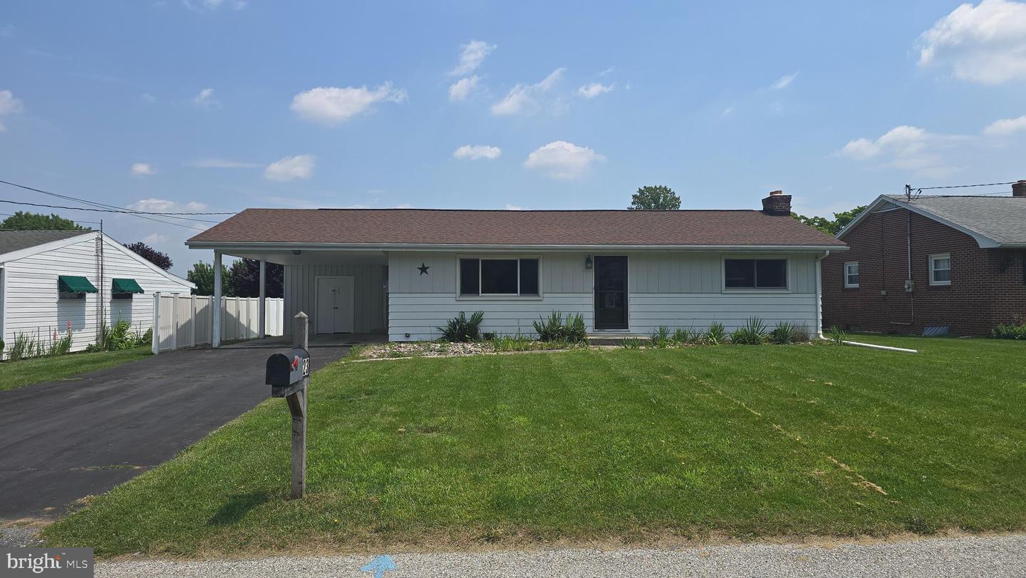 23 Reynolds Ave Property Photo 1