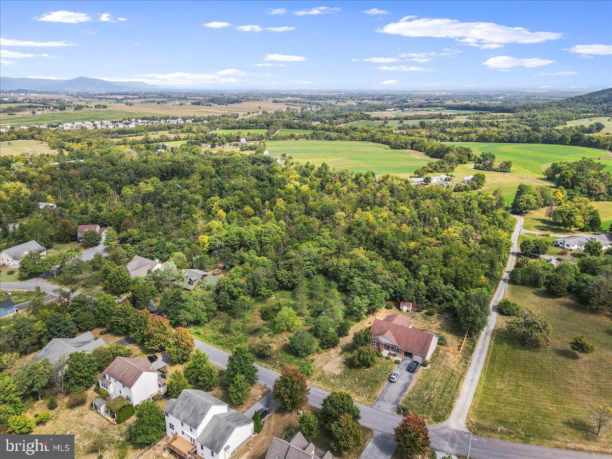 Deerwood Dr Property Photo 15