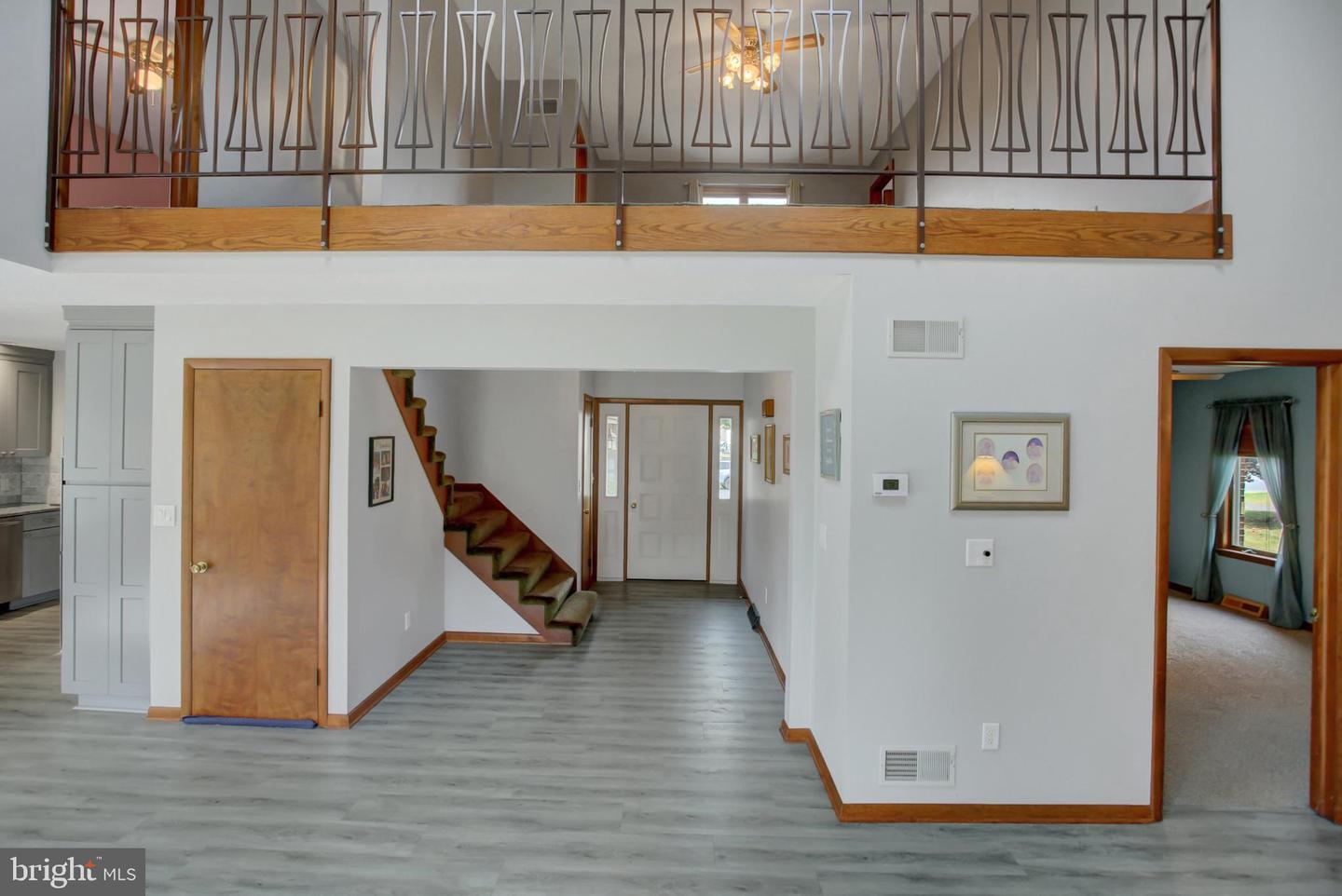 10050 Mccreary Road Property Photo 9