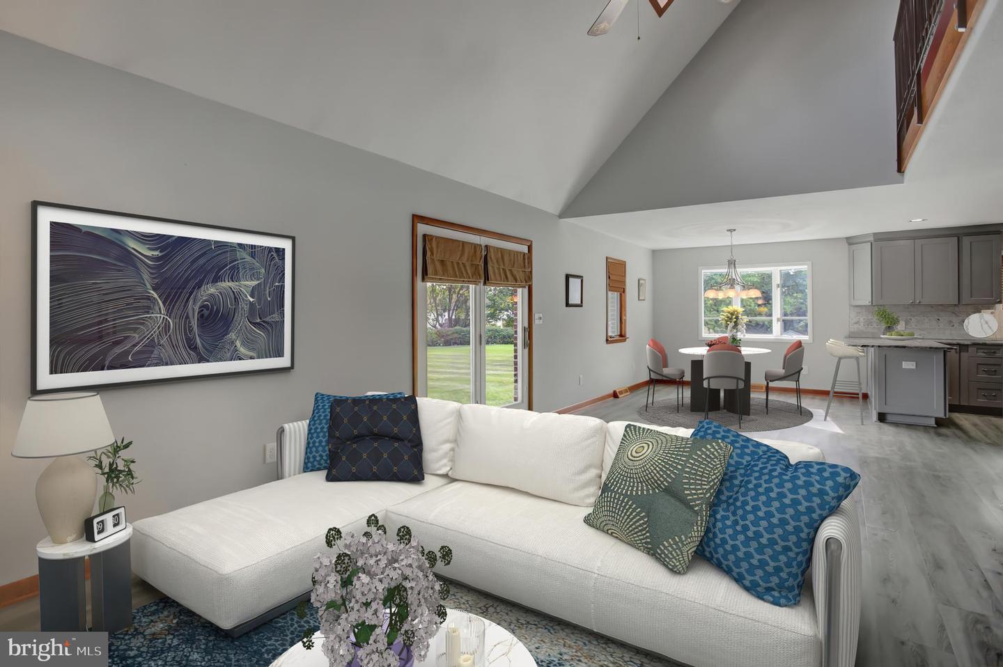 10050 Mccreary Road Property Photo 12