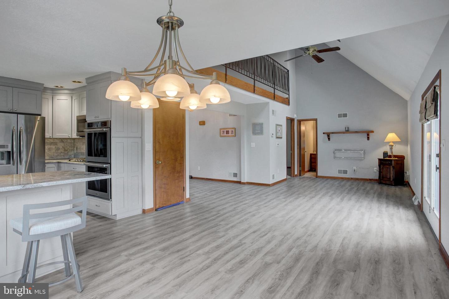 10050 Mccreary Road Property Photo 18