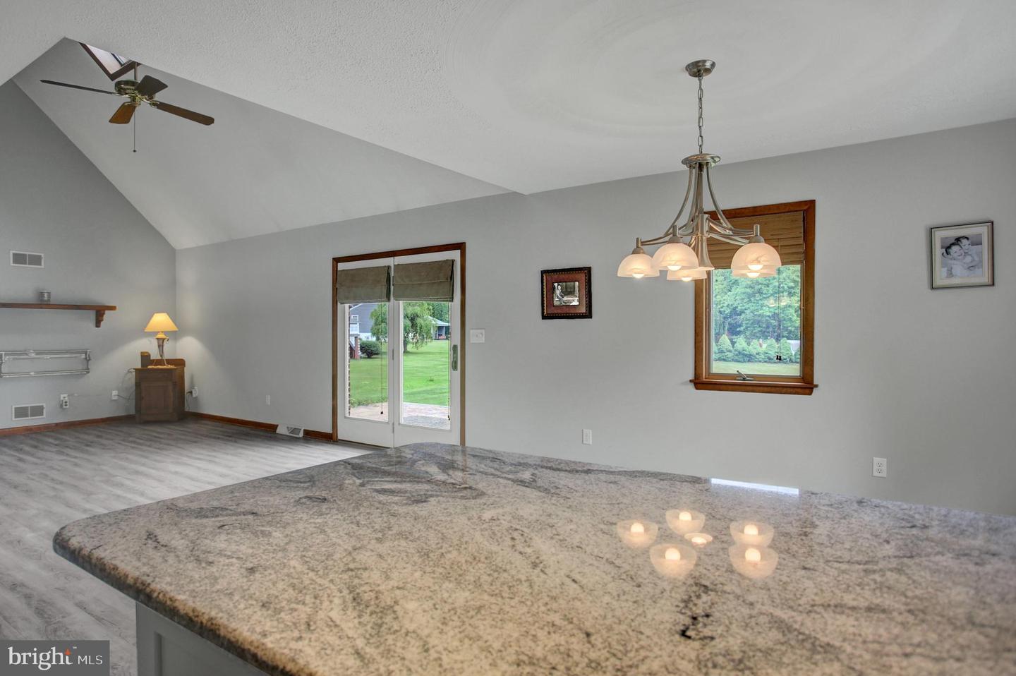 10050 Mccreary Road Property Photo 22