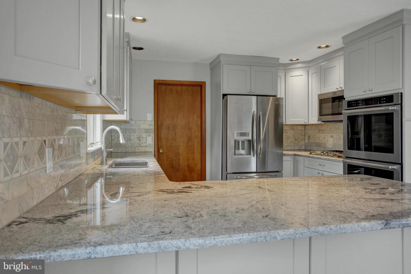 10050 Mccreary Road Property Photo 23