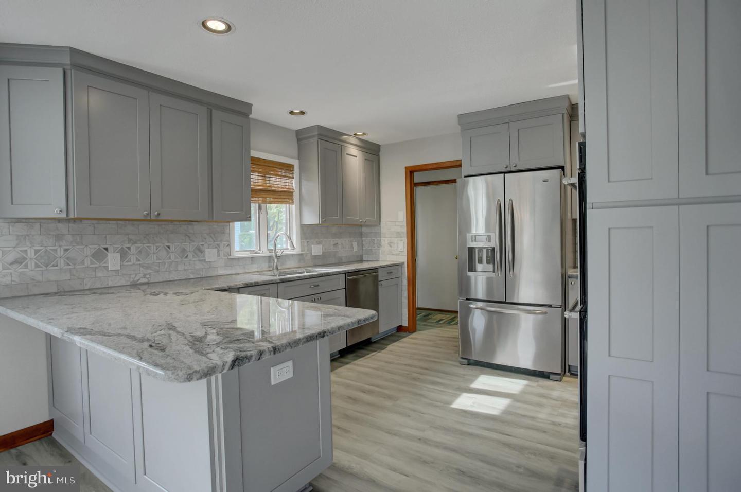 10050 Mccreary Road Property Photo 32