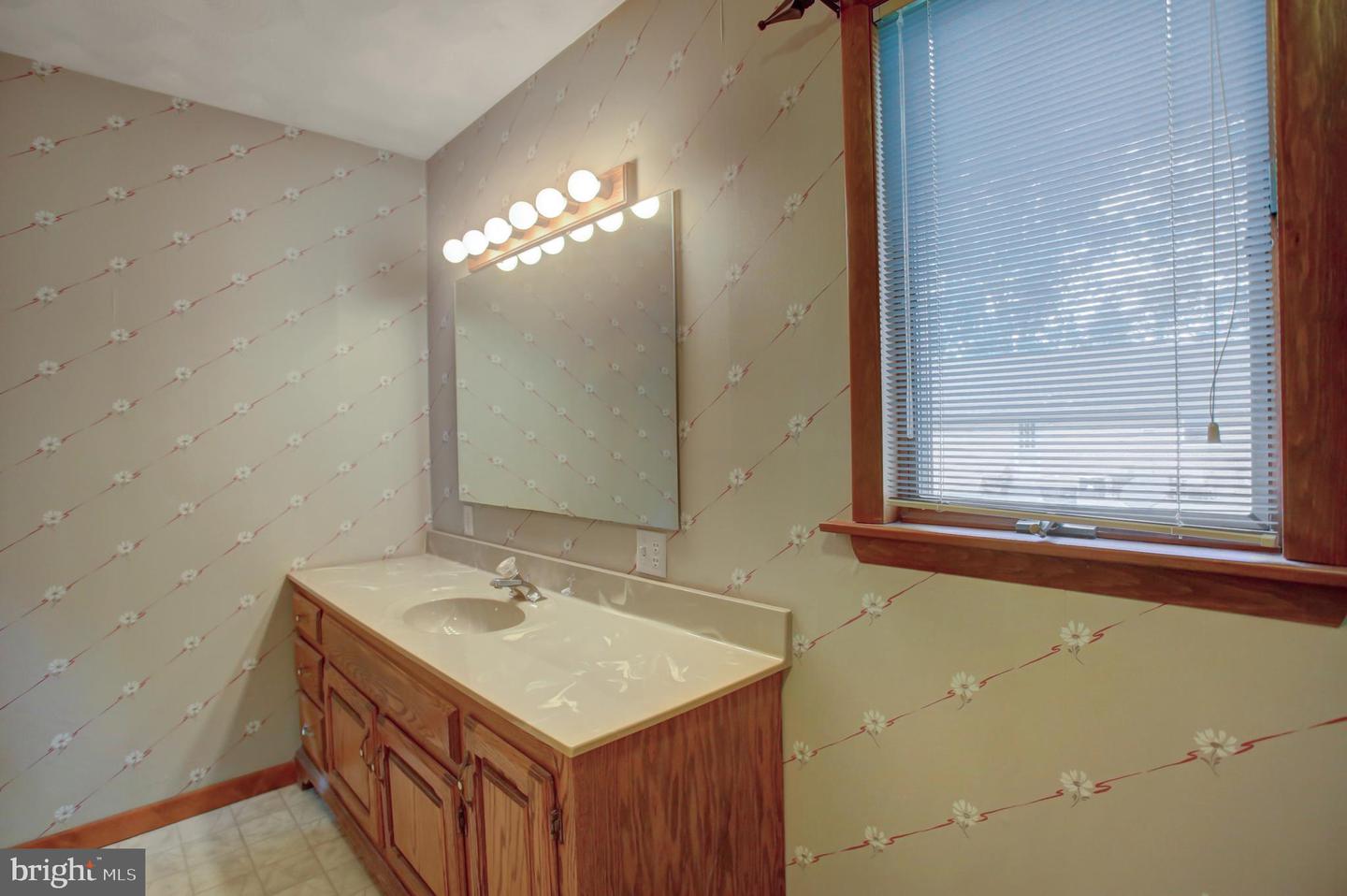10050 Mccreary Road Property Photo 39