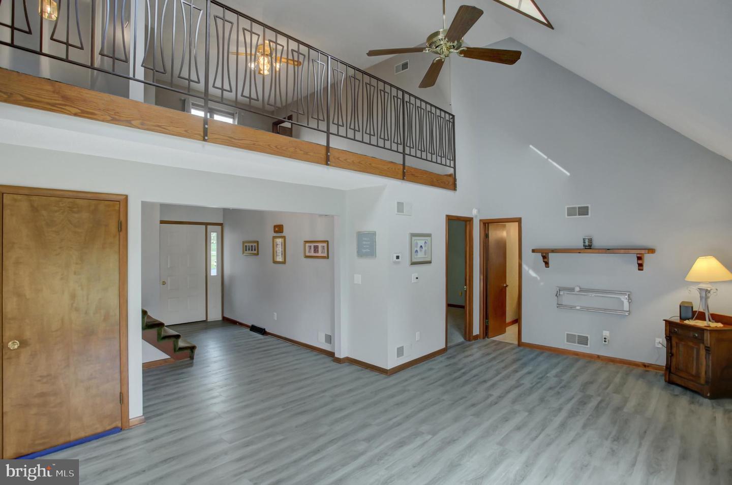10050 Mccreary Road Property Photo 40
