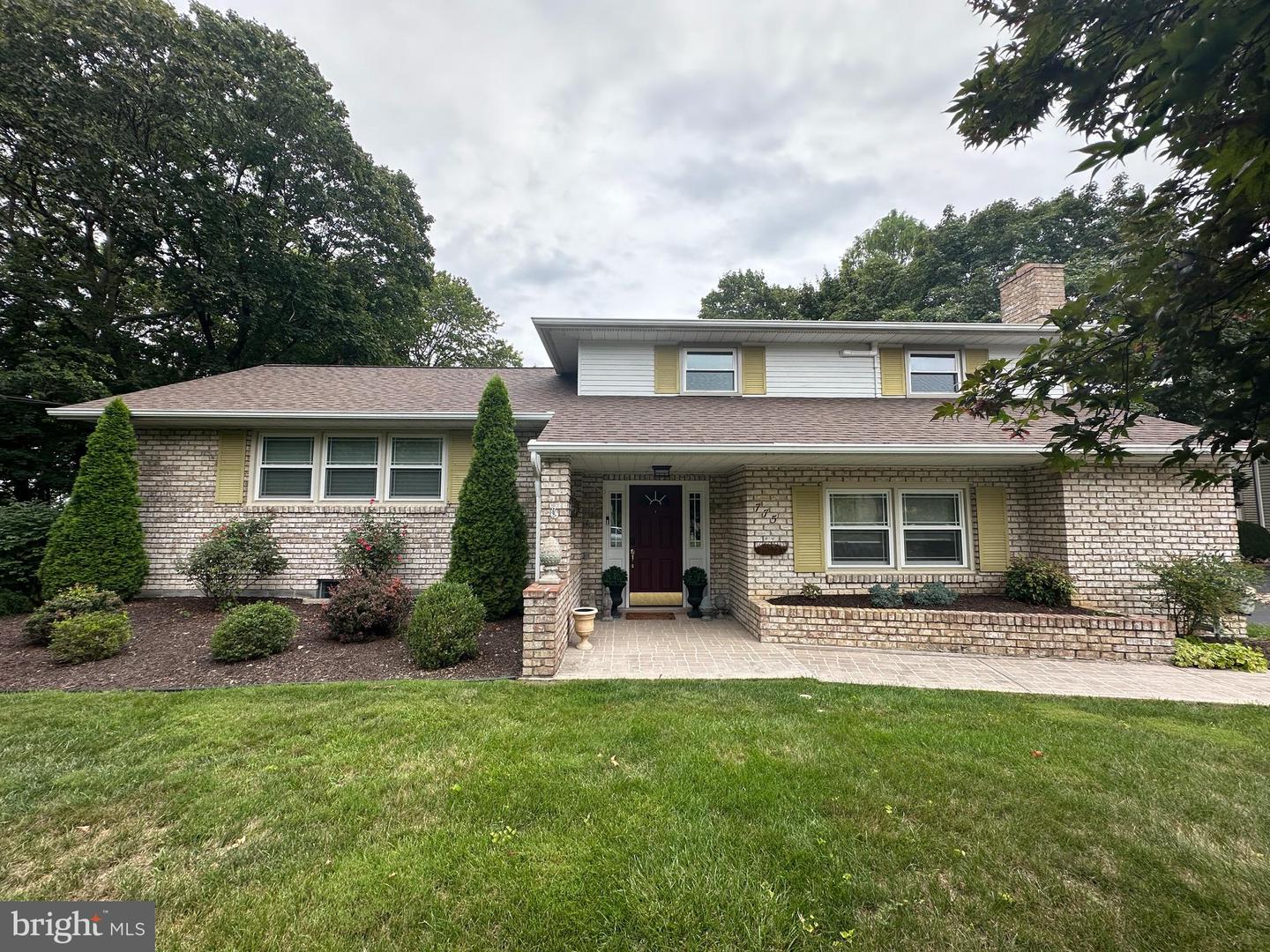 775 Lohman Avenue Property Photo 1