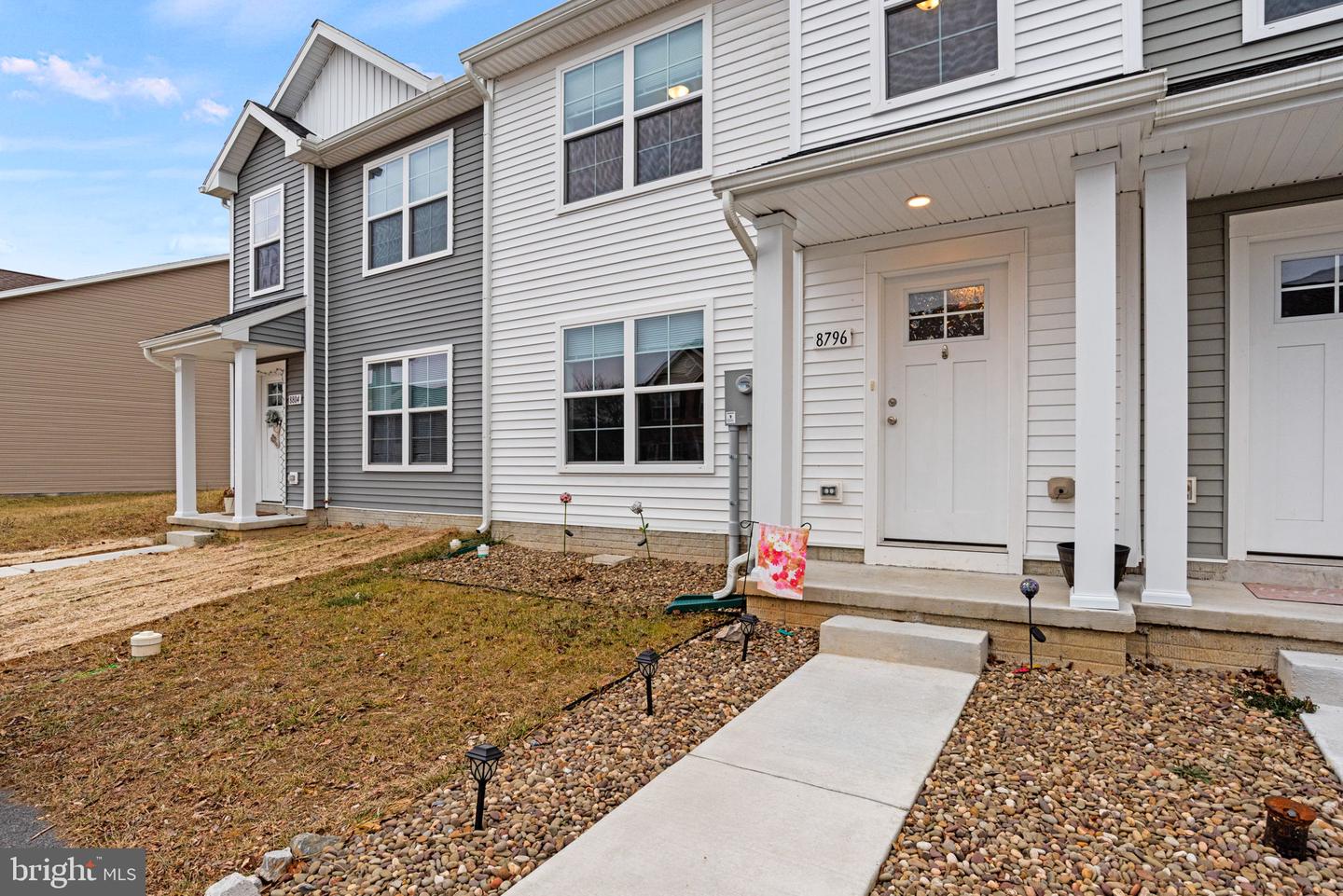8796 Hillside Way Property Photo 4