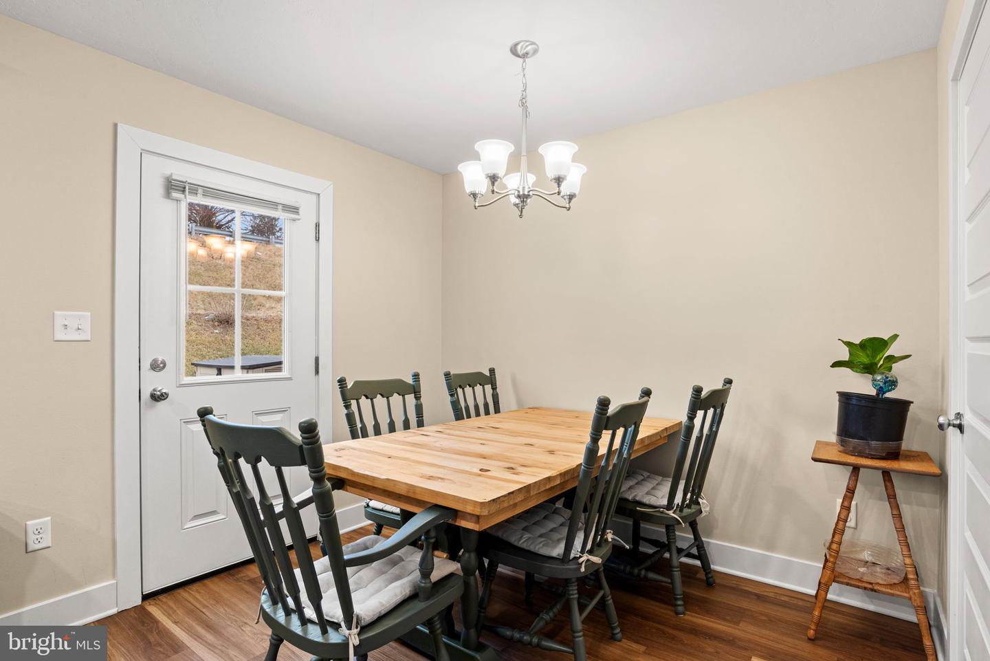 8796 Hillside Way Property Photo 13