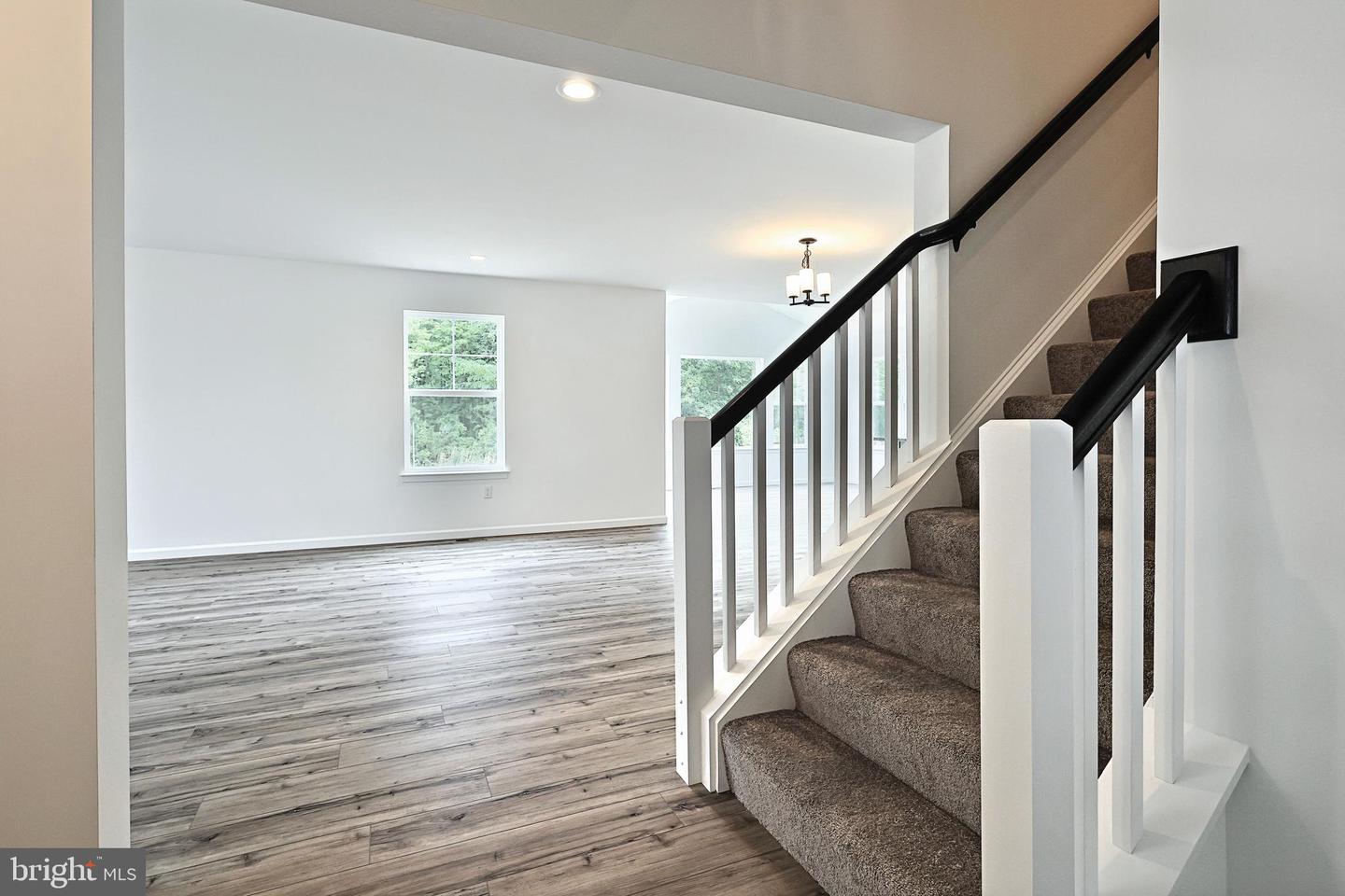 Emily Plan At Hickory Pointe Property Photo 5