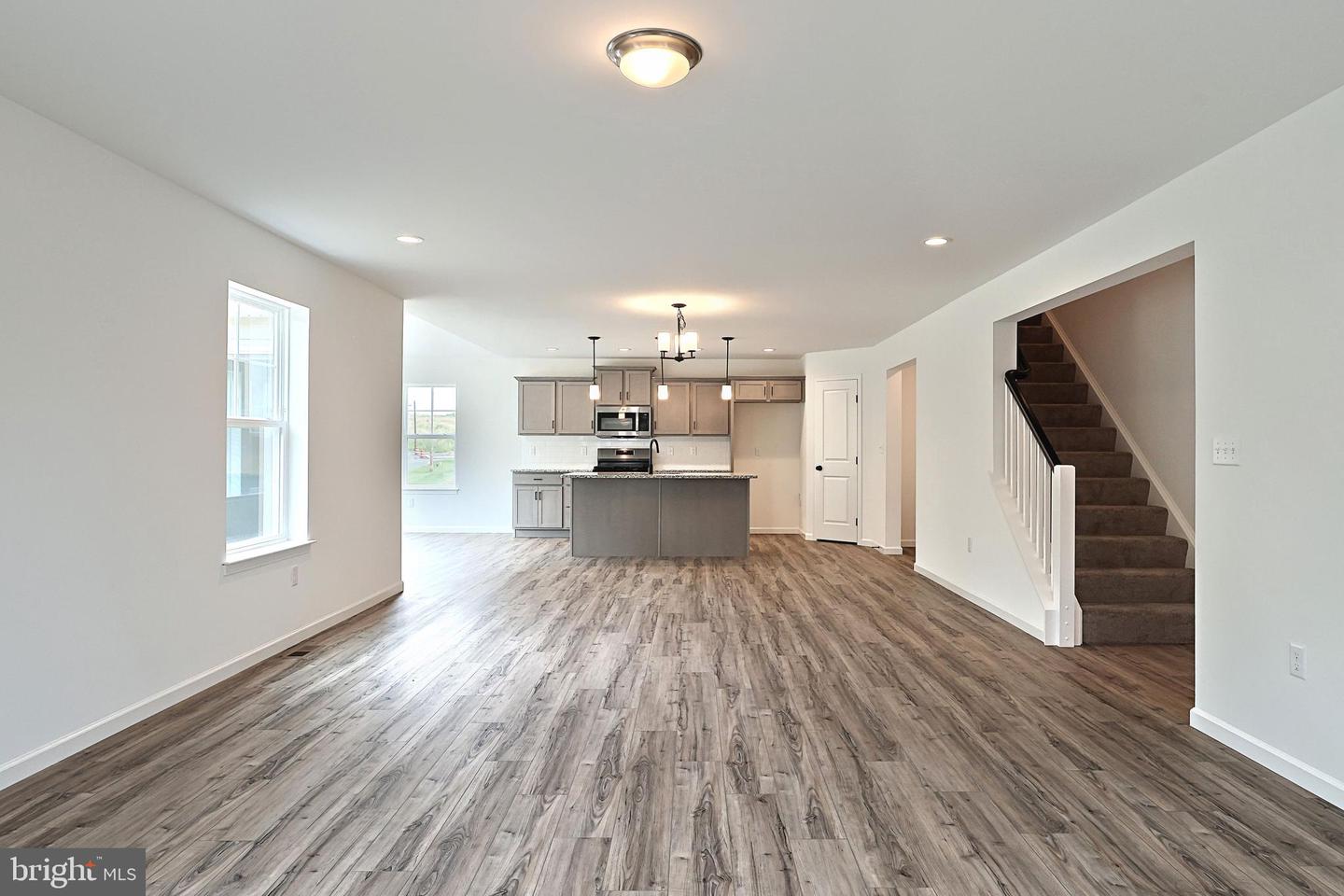 Emily Plan At Hickory Pointe Property Photo 9