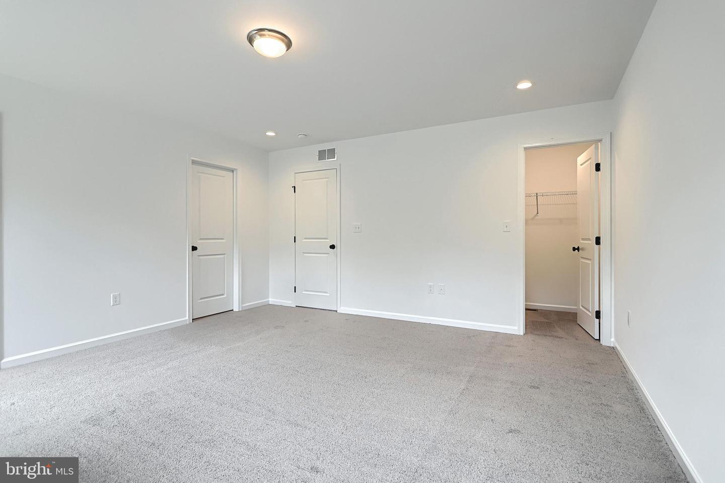 Emily Plan At Hickory Pointe Property Photo 21