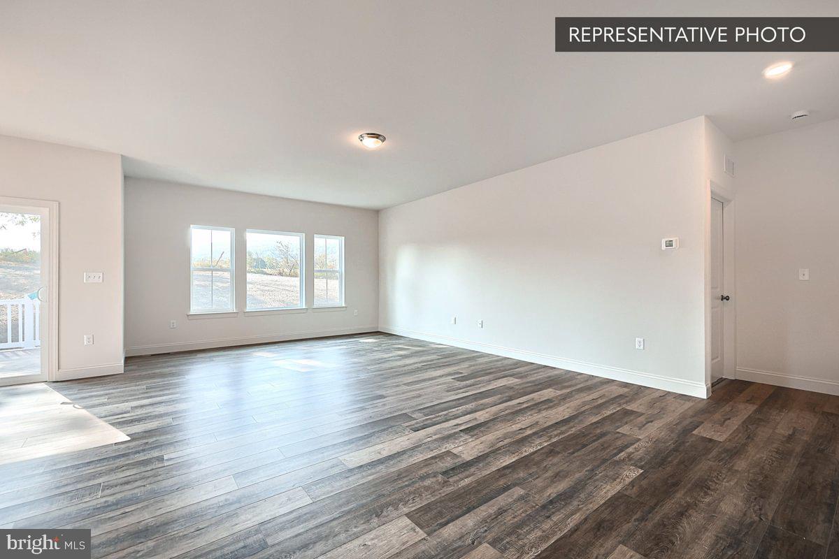 Juliet Plan At Hickory Pointe Property Photo 10