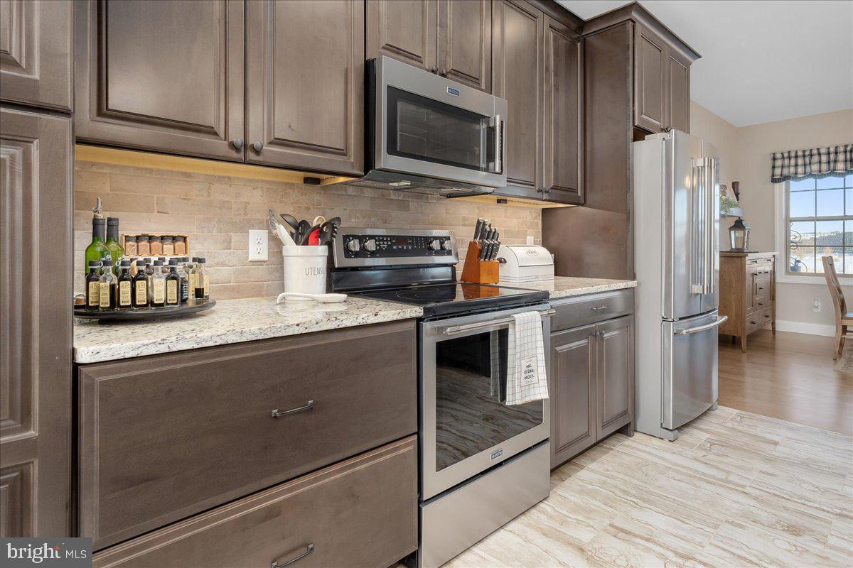 7654 Windmill Road Property Photo 15