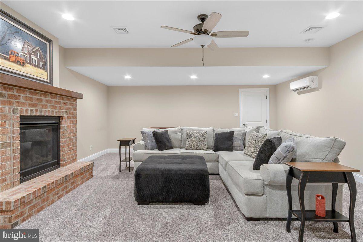 7654 Windmill Road Property Photo 24